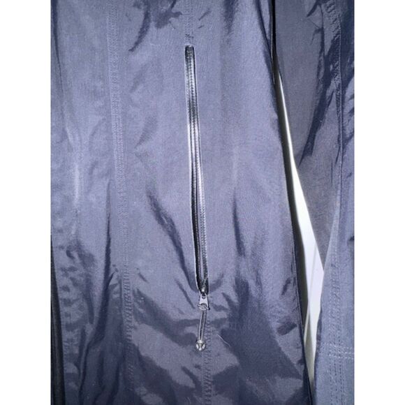 Lululemon Black hooded trench coat, size 6. - Picture 8 of 13